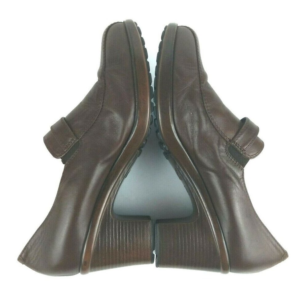 Dansko Norah Brown Leather Shoes Womens - Picture 4 of 6